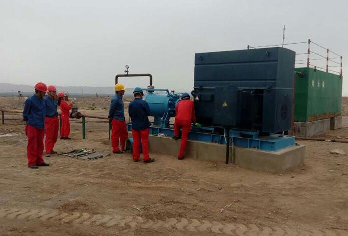 西馳高壓軟啟動(dòng)器在石油化工行業(yè)的應(yīng)用 CMV高壓軟啟動(dòng)器在石油化工行業(yè)柱塞泵上的應(yīng)用(圖1)