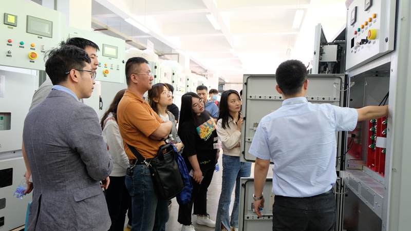 熱烈歡迎中國(guó)電建集團(tuán)西北院各位專(zhuān)家蒞臨考察指導(dǎo)工作(圖6)