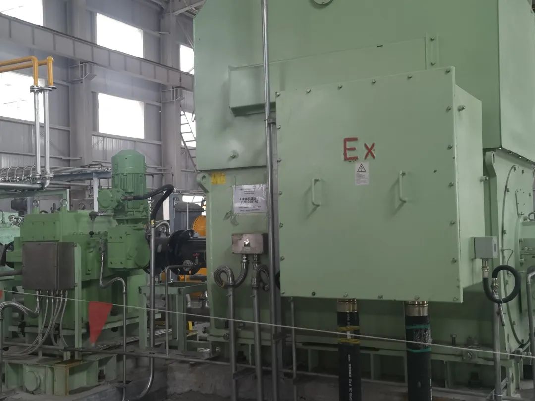 西馳電氣高壓降補(bǔ)軟起動(dòng)裝置在蒙西某化工廠帶載一次試車(chē)成功(圖3)